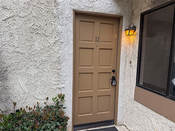 2nd image of 950 W Lambert Rd Unit 11