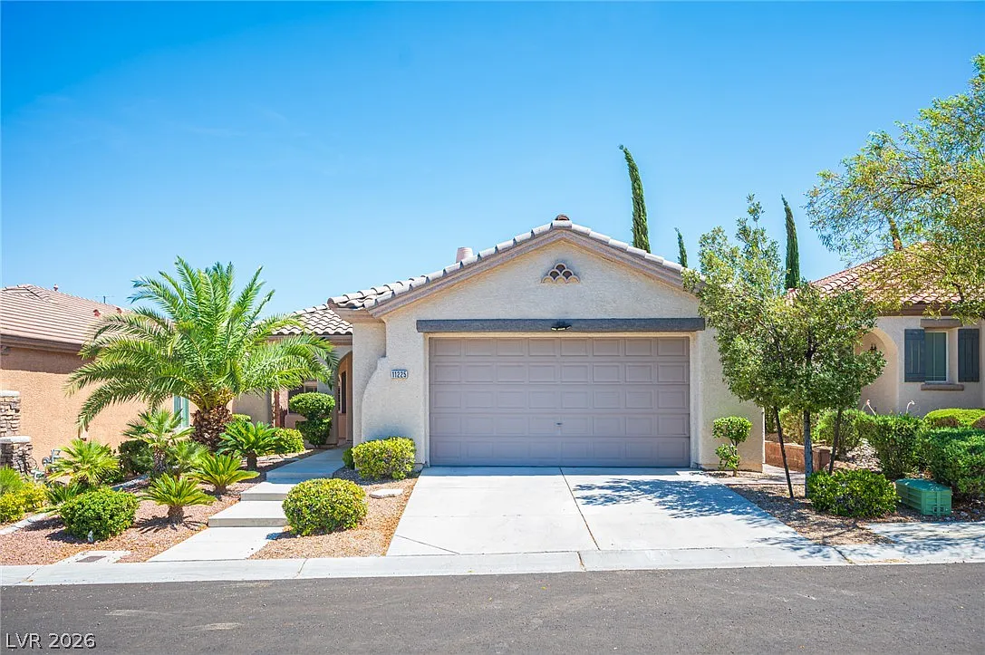 3 bed, 2.0 bath, 1687 sqft, $2,750 — Photo 1