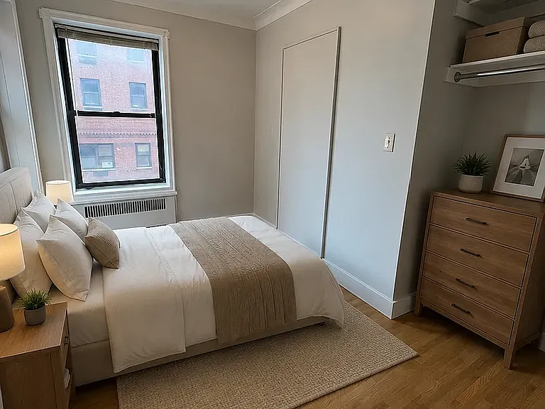 1410 York Ave #6B — Photo 2