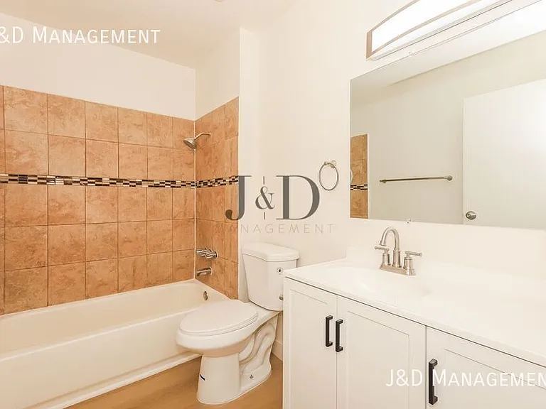 909 S Sunshine Ave S — Photo 16