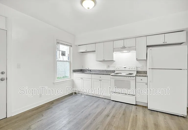 107-115 W Church St #109 — Photo 10