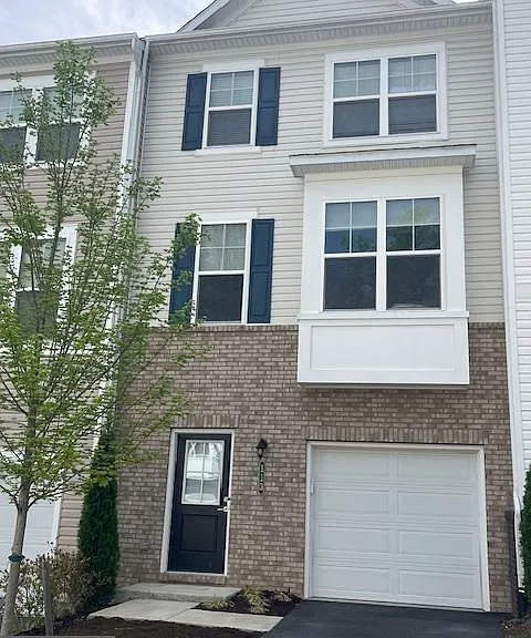 113 Lentz Ln — Photo 1