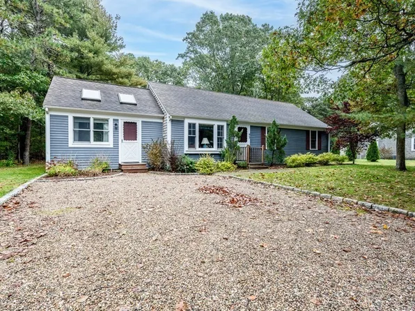 93 Seabrook Dr, East Falmouth, MA 02536