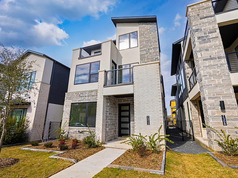 7312 Collin McKinney Pkwy — Photo 37