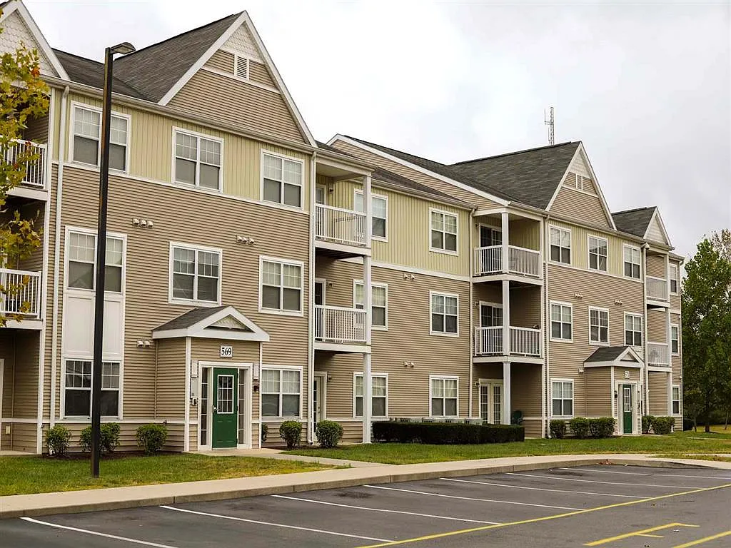 Westbrook Commons — Photo 1