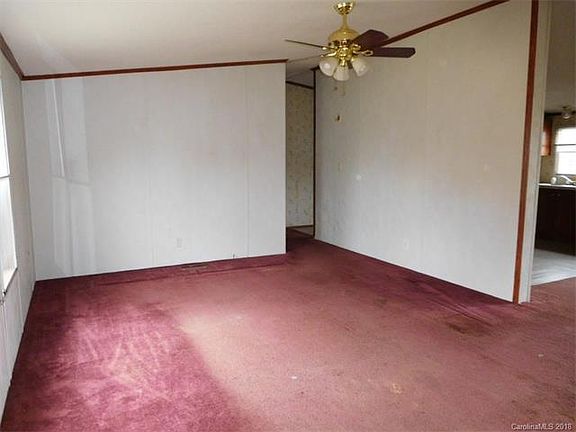 2nd image of 118 Sharon Ave
