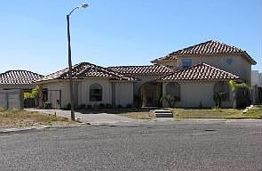 2nd image of 304 Lake Kariba Ct