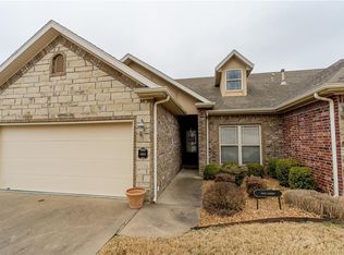 6669 W Valley View Rd, Rogers, AR 72758