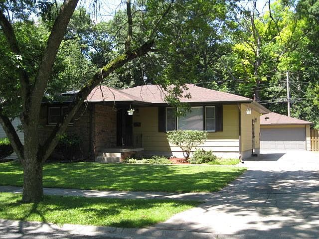 1st image of 1406 Mississippi Pl