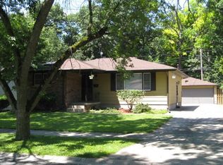 1406 Mississippi Pl, Hobart, IN 46342