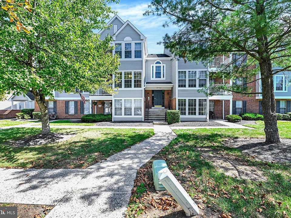 1st image of 47 Laurel Path Ct #47