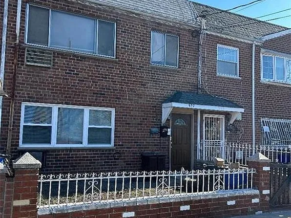 957 Cleveland St, Brooklyn, NY 11208