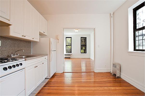 1st image of 302 E 89th St APT 2A