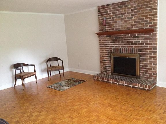 4th image of 1159 Crown Dr