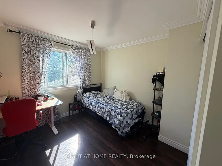 18 Goodfellow St — Photo 17