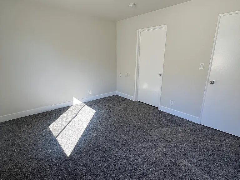 11738 Mayfield Ave #104 — Photo 20
