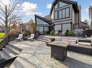 4592 Island Park Dr, Waterford, MI 48329