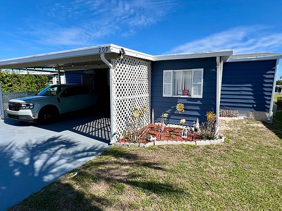 2nd image of 209 Fairway Cir #209