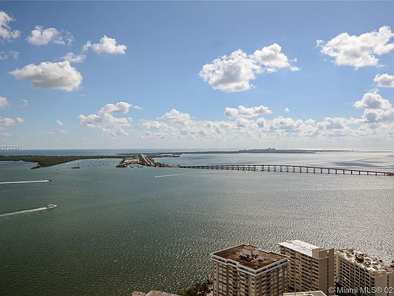 3rd image of 1300 Brickell Bay Dr APT 4001