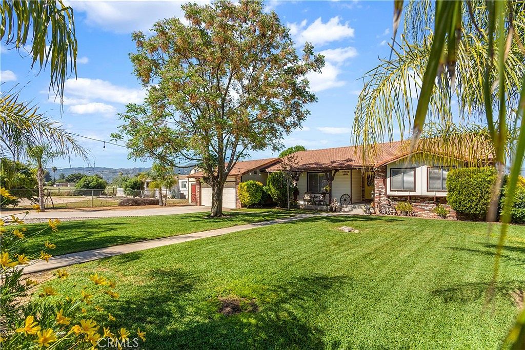 33595 Valencia St, Wildomar, CA 92595 | Zillow