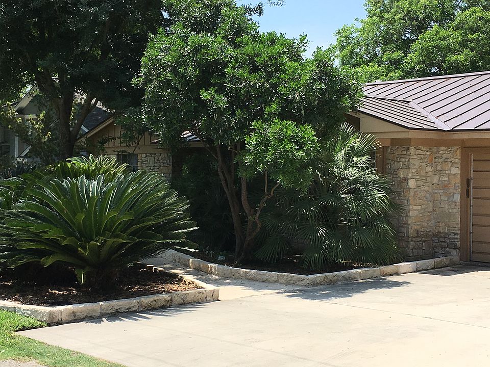 1st image of 142 Royal George Cir