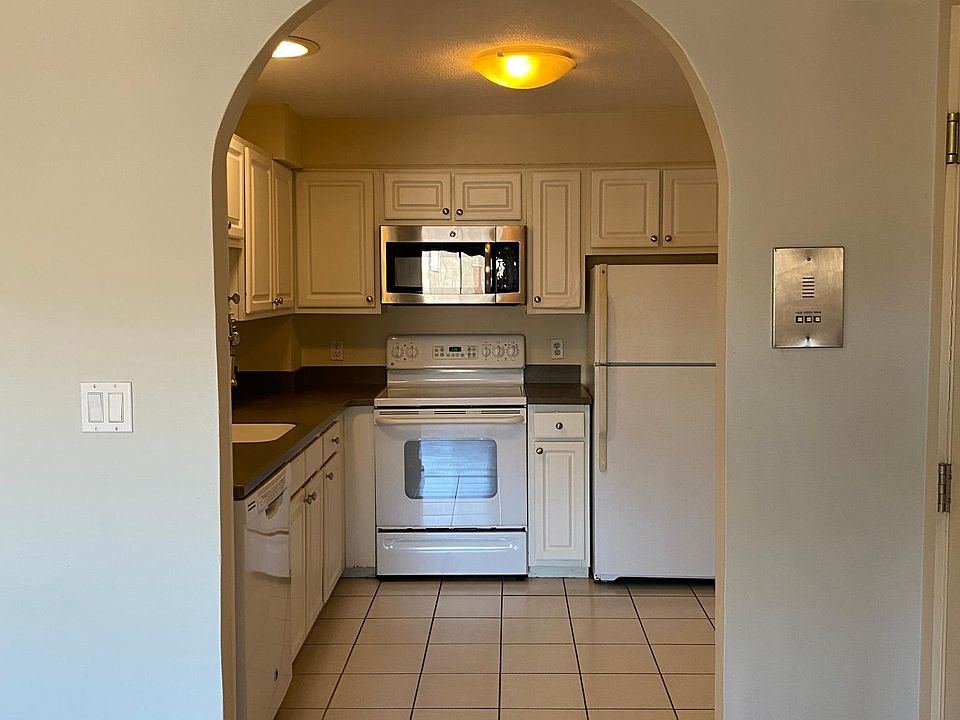1st image of 329 Harvard St APT 32