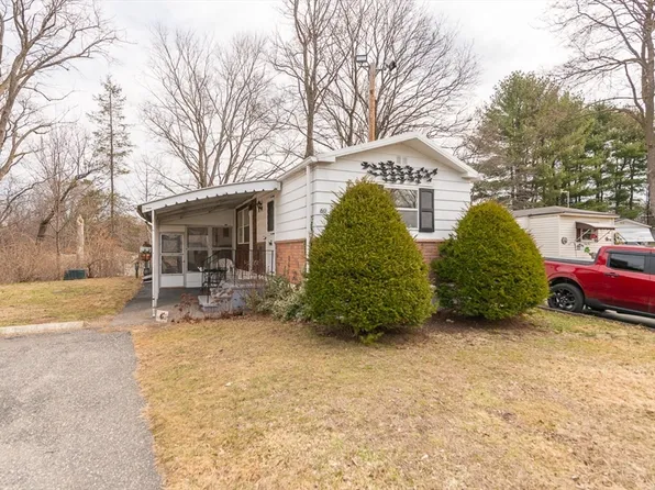 239 Ayer Rd #60, Littleton, MA 01460