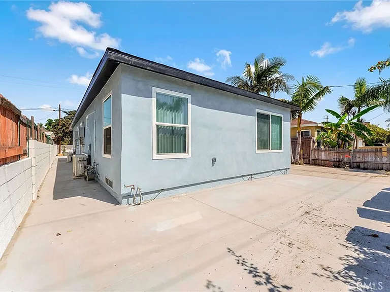 2417 W Stanford St — Photo 17