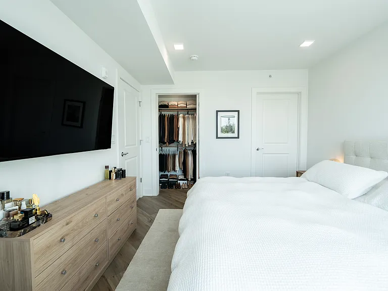 701 N Henry St #400 — Photo 16