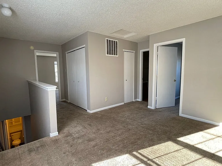 4113 Doten Dr — Photo 8