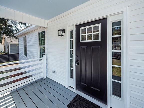 3rd image of 2646 Madden Dr