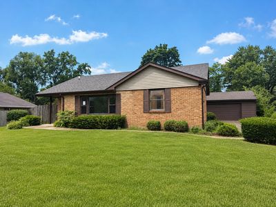 2130 Hawthorne Ln, Waukegan, IL, 60087