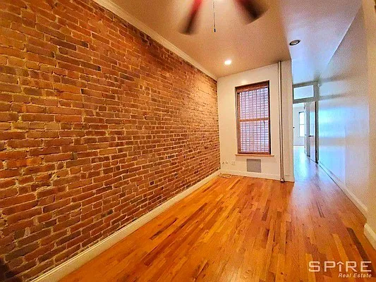 Rented by Spire Group | media 14