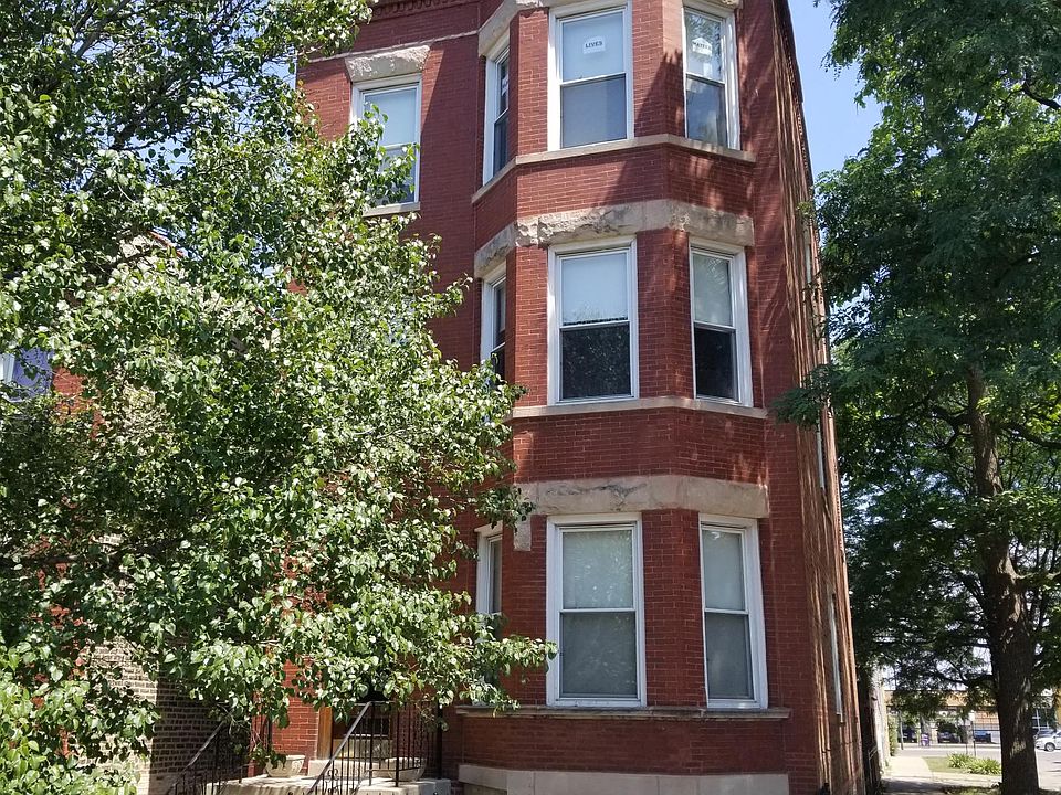 1st image of 2501 N Artesian Ave #3