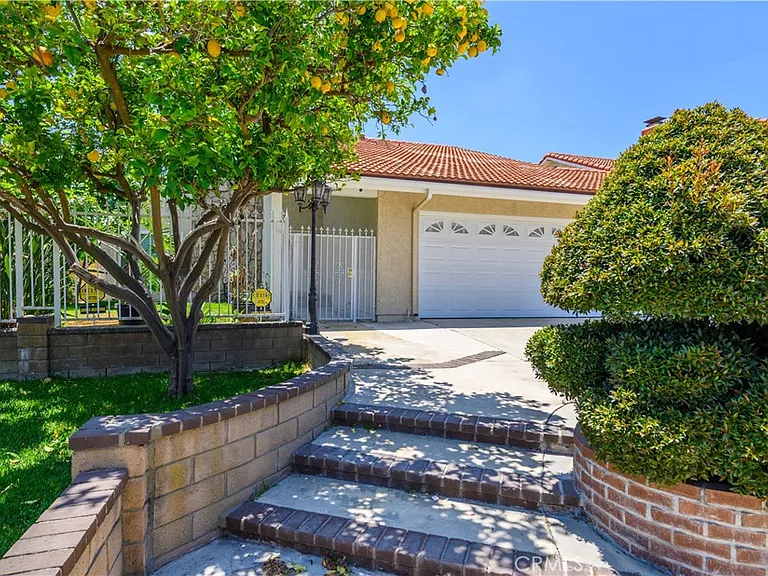 21786 Santaquin Dr — Photo 57
