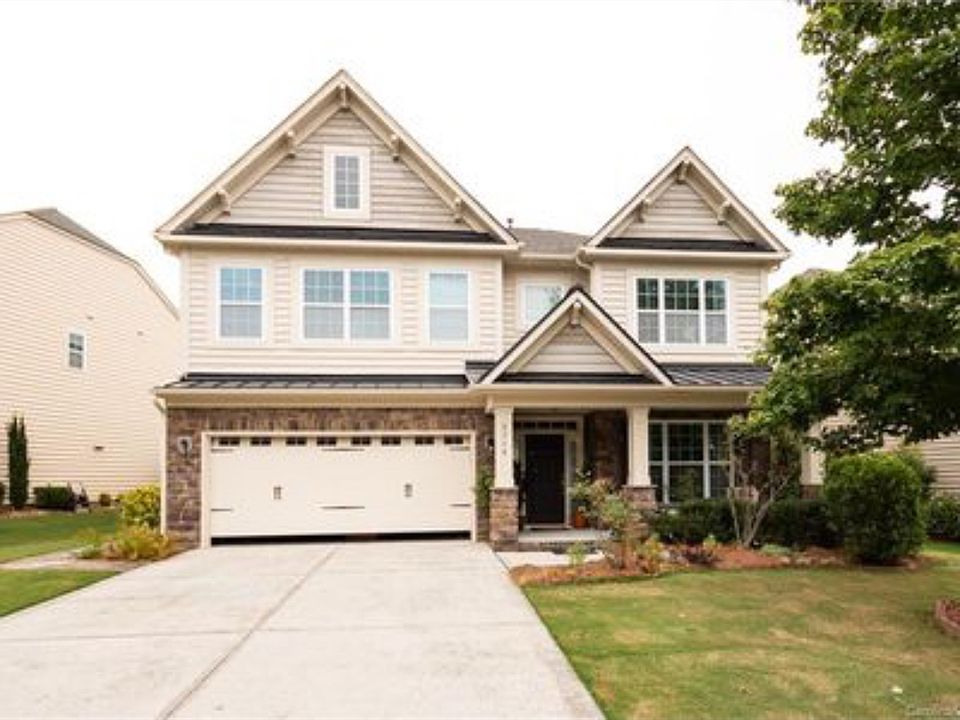 1st image of 9714 Ridgeforest Dr