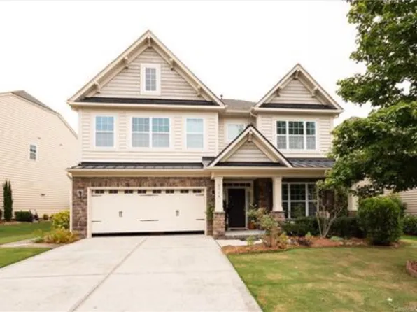 9714 Ridgeforest Dr, Charlotte, NC 28277