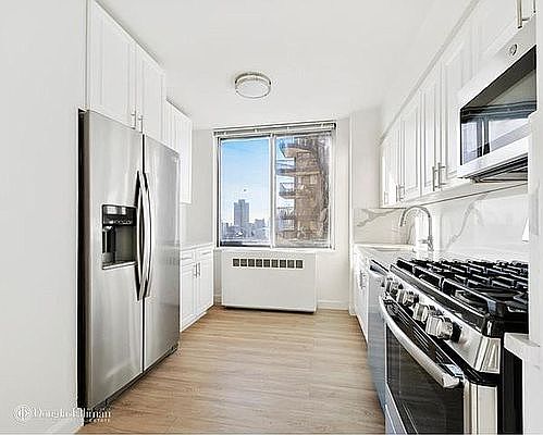 3rd image of 1735 York Ave #12CA