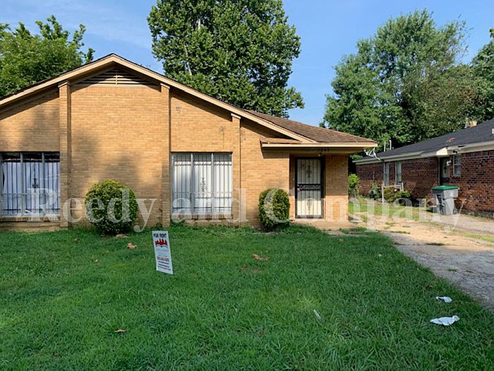 1st image of 3245 Forest Glen St