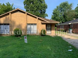3245 Forest Glen St, Memphis, TN 38118