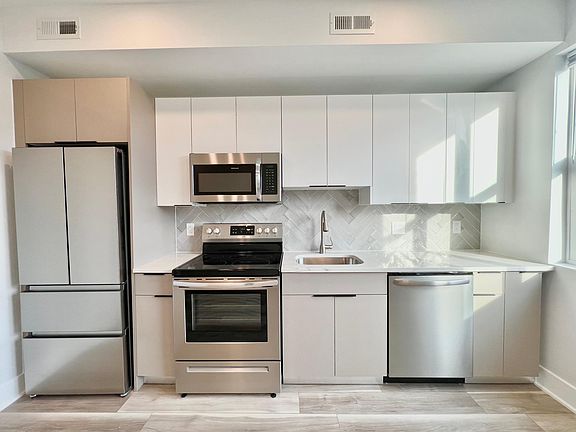 3rd image of 3837 Wallace St #3A