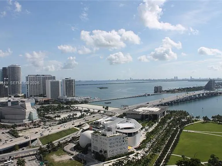 900 Biscayne Blvd #3207 — Photo 45