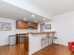 10858 Brooks School Rd, Fishers, IN 46037