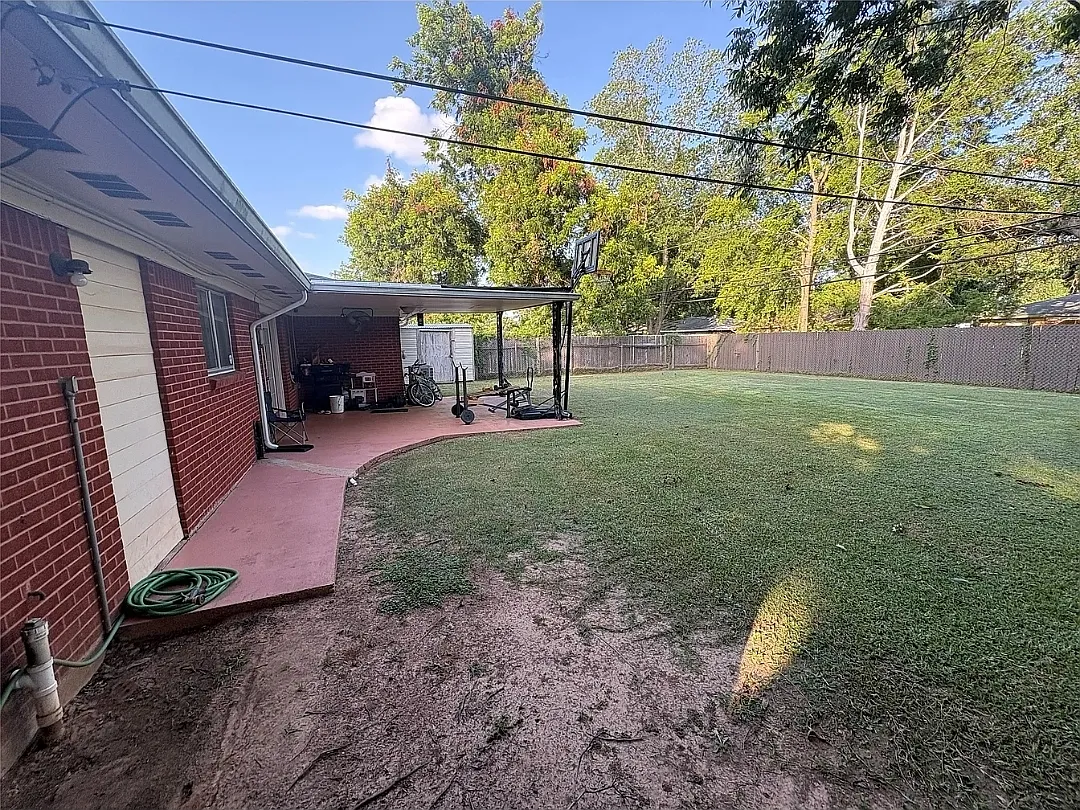 3 bed, 1450 sqft, $1,500 — Photo 1