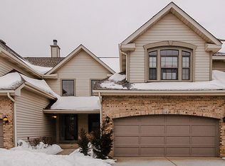 161 Benton Ln, Bloomingdale, IL 60108