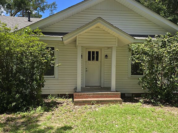 2nd image of 136 Egypt Rd