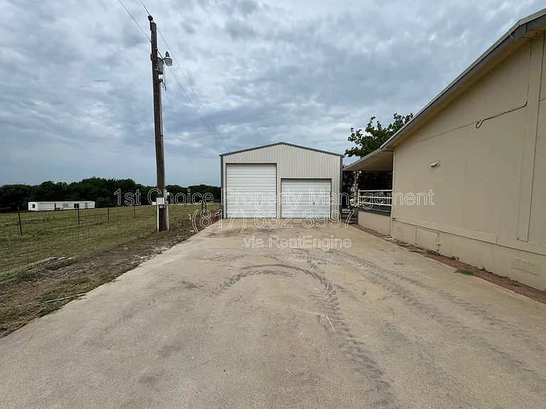 197 Private Road 4652 — Photo 38