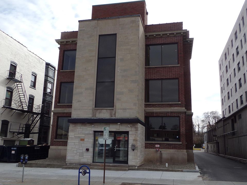 1st image of 257 Elmwood Ave #104