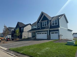 2718 Kenwood Ave NE, Saint Michael, MN 55376
