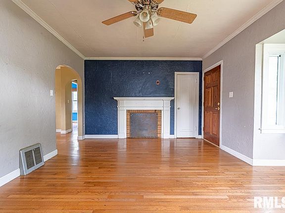 4th image of 2204 W Hudson St